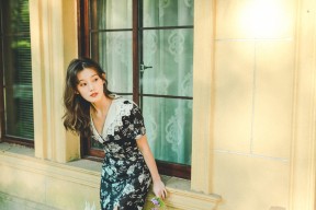 Jiu You-疫情后首次大规模国际足球比赛观众重返赛场，氛围火爆，因疫情影响足球比赛单场换人名额增至4人